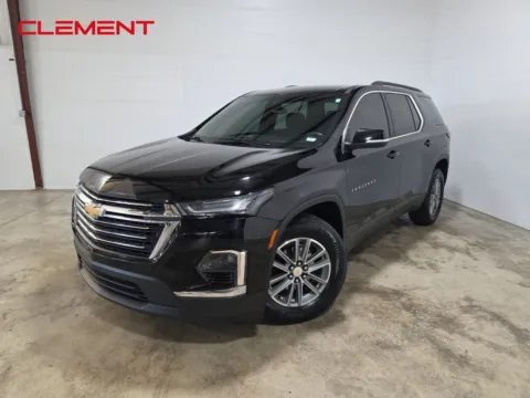 Black 2022 Chevrolet Traverse LT for sale in Wentzville, MO