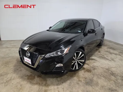 Black 2020 Nissan Altima 2.5 SR for sale in Wentzville, MO