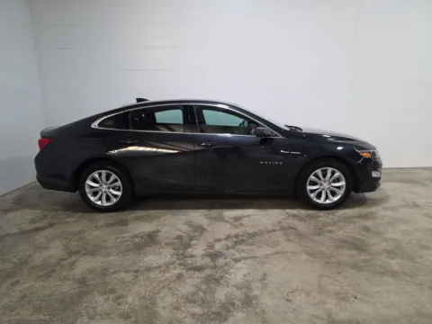 More photos of 2023 Chevrolet Malibu LT at Clement Hyundai, MO