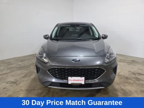 Photos of 2021 Ford Escape SE for sale in Wentzville, MO at Clement Hyundai