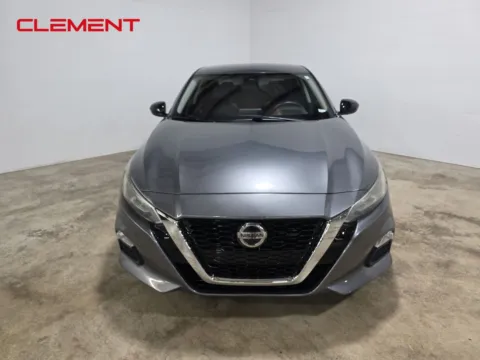 Photos of 2020 Nissan Altima 2.5 SR for sale in Wentzville, MO at Clement Hyundai