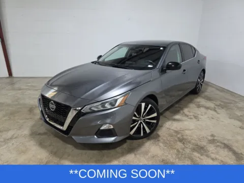 Gray 2020 Nissan Altima 2.5 SR for sale in Wentzville, MO