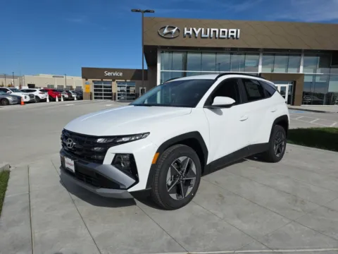 White 2026 Hyundai Tucson SEL for sale in Wentzville, MO