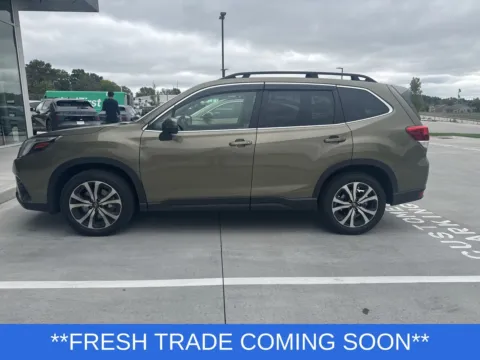 Green 2022 Subaru Forester Limited for sale in Wentzville, MO