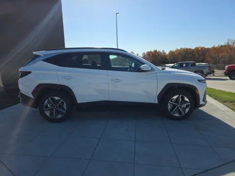 More photos of 2026 Hyundai Tucson SEL at Clement Hyundai, MO
