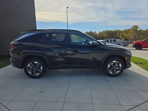 More photos of 2026 Hyundai Tucson SEL at Clement Hyundai, MO