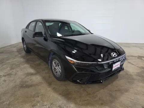 Another view of 2025 Hyundai Elantra SE for sale in Wentzville, MO at Clement Hyundai