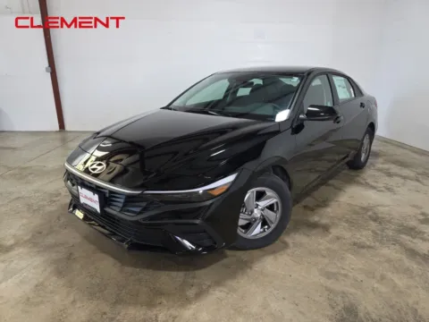 Black 2025 Hyundai Elantra SE for sale in Wentzville, MO