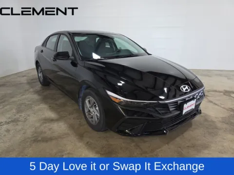 Another view of 2025 Hyundai Elantra SE for sale in Wentzville, MO at Clement Hyundai