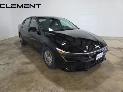 Another view of 2025 Hyundai Elantra SE for sale in Wentzville, MO at Clement Hyundai