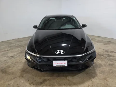 Photos of 2025 Hyundai Elantra SE for sale in Wentzville, MO at Clement Hyundai