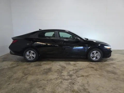 More photos of 2025 Hyundai Elantra SE at Clement Hyundai, MO