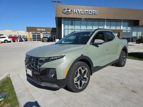 Gray 2024 Hyundai Santa Cruz Limited for sale in Wentzville, MO