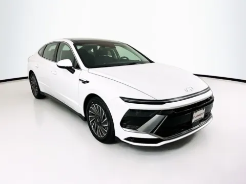 Another view of 2026 Hyundai Sonata Hybrid SEL for sale in Wentzville, MO at Clement Hyundai