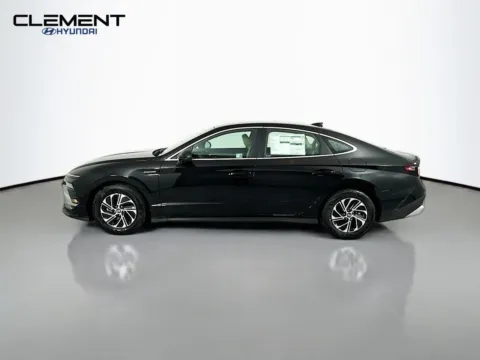 More photos of 2026 Hyundai Sonata Hybrid Blue at Clement Hyundai, MO
