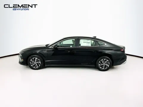 More photos of 2026 Hyundai Sonata Hybrid Blue at Clement Hyundai, MO