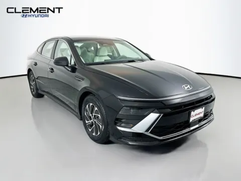 Another view of 2026 Hyundai Sonata Hybrid Blue for sale in Wentzville, MO at Clement Hyundai