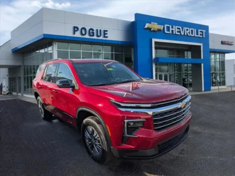 Red 2026 Chevrolet Traverse FWD LT for sale in Powderly, KY