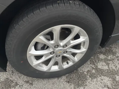 More photos of 2020 Chevrolet Equinox LT at Pogue Chevrolet, INC., KY