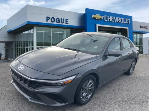 More photos of 2024 Hyundai Elantra SEL at Pogue Chevrolet, INC., KY