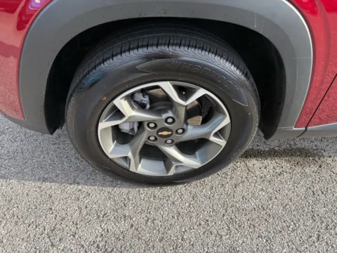 More photos of 2025 Chevrolet Trax LT at Pogue Chevrolet, INC., KY