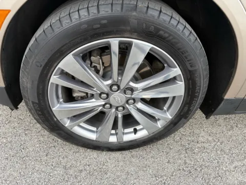 More photos of 2023 Cadillac XT5 Premium Luxury at Pogue Chevrolet, INC., KY