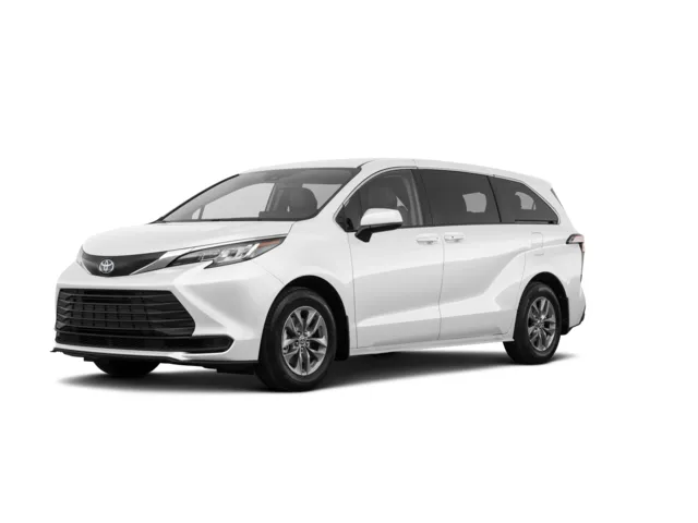 2024 Toyota Sienna LE's photo