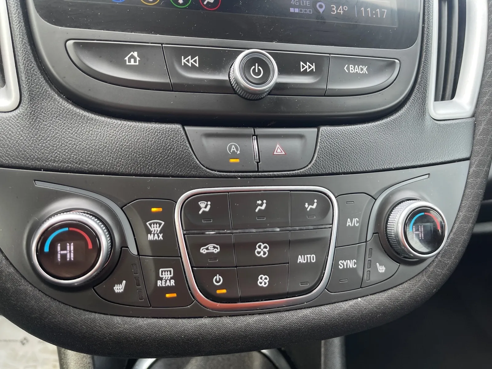 2023 Chevrolet Malibu 1LT - Photo 14