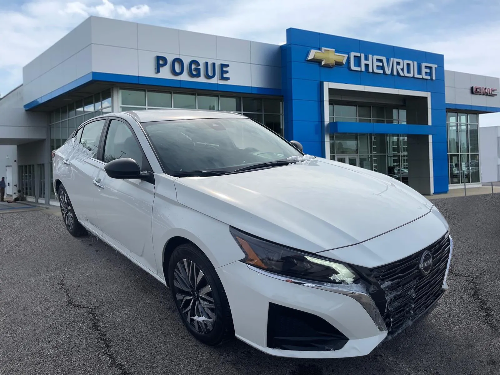 White 2025 Nissan Altima 2.5 SV for sale in Powderly, KY