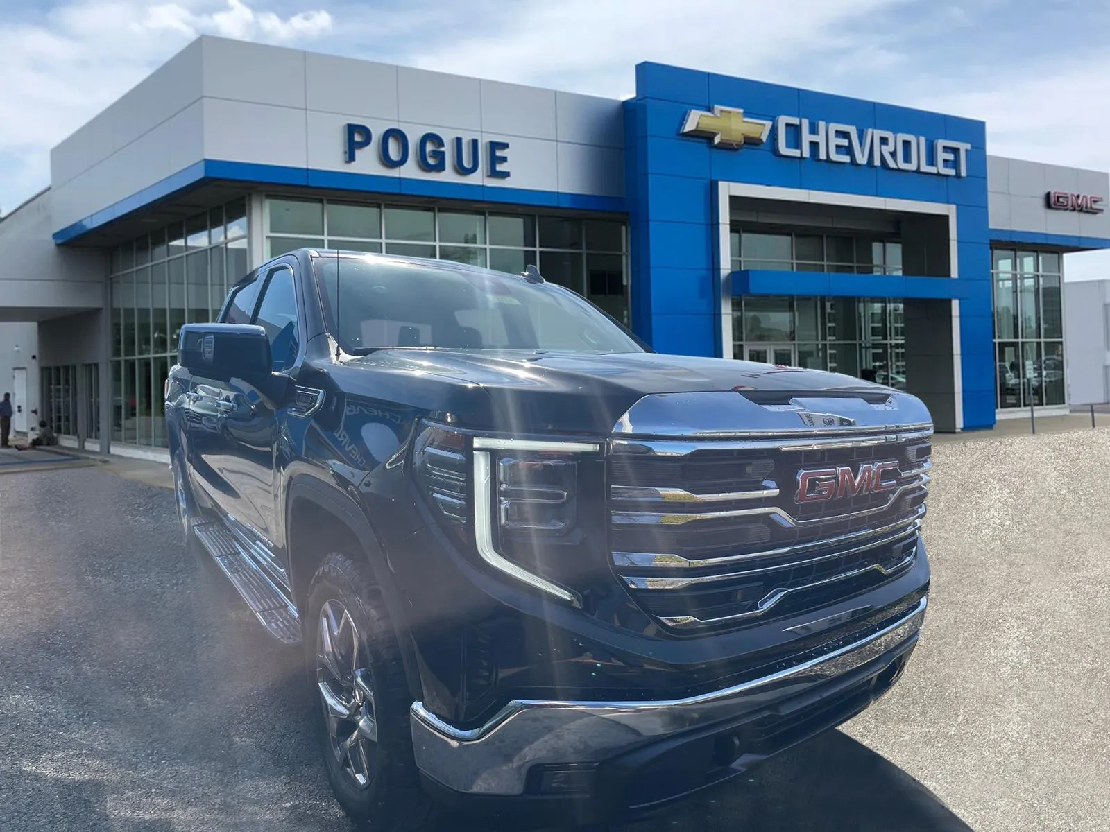 Black 2026 GMC Sierra 1500 SLT for sale in Powderly, KY