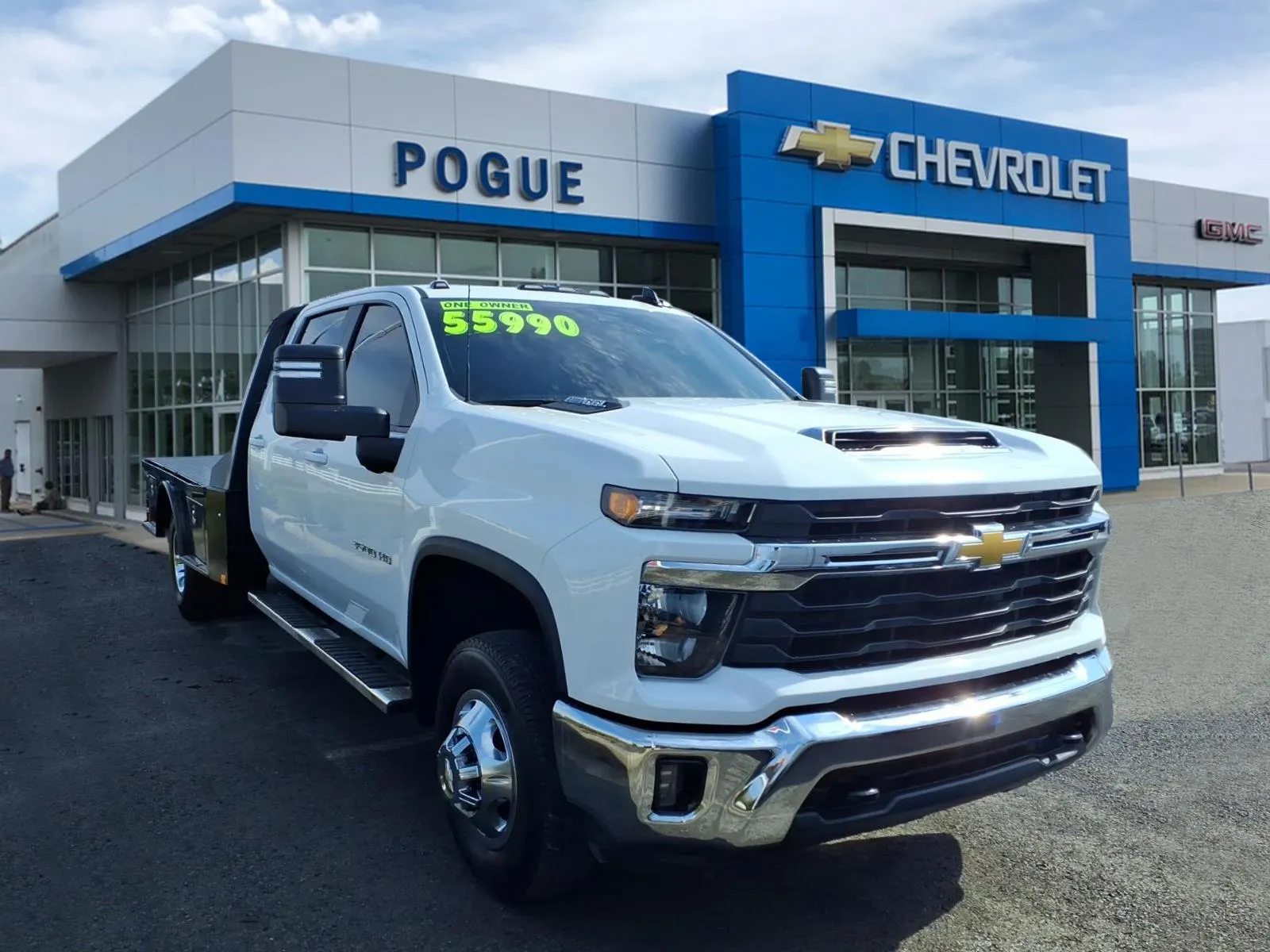 White 2025 Chevrolet Silverado 3500HD LT for sale in Powderly, KY