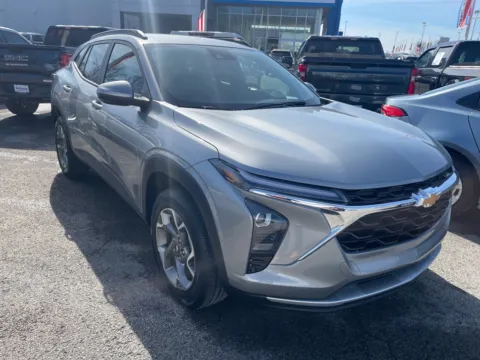 Gray 2025 Chevrolet Trax LT for sale in Powderly, KY