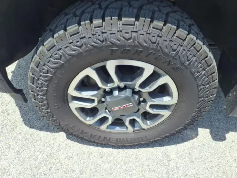 More photos of 2024 GMC Sierra 2500 HD Pro at Pogue Chevrolet, INC., KY