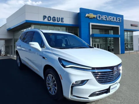 White 2024 Buick Enclave Premium Group for sale in Powderly, KY