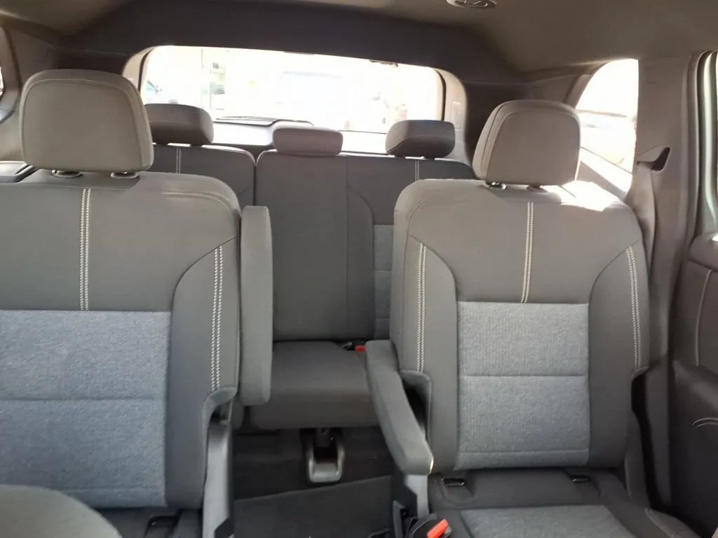 2026 GMC Acadia Elevation - Photo 22
