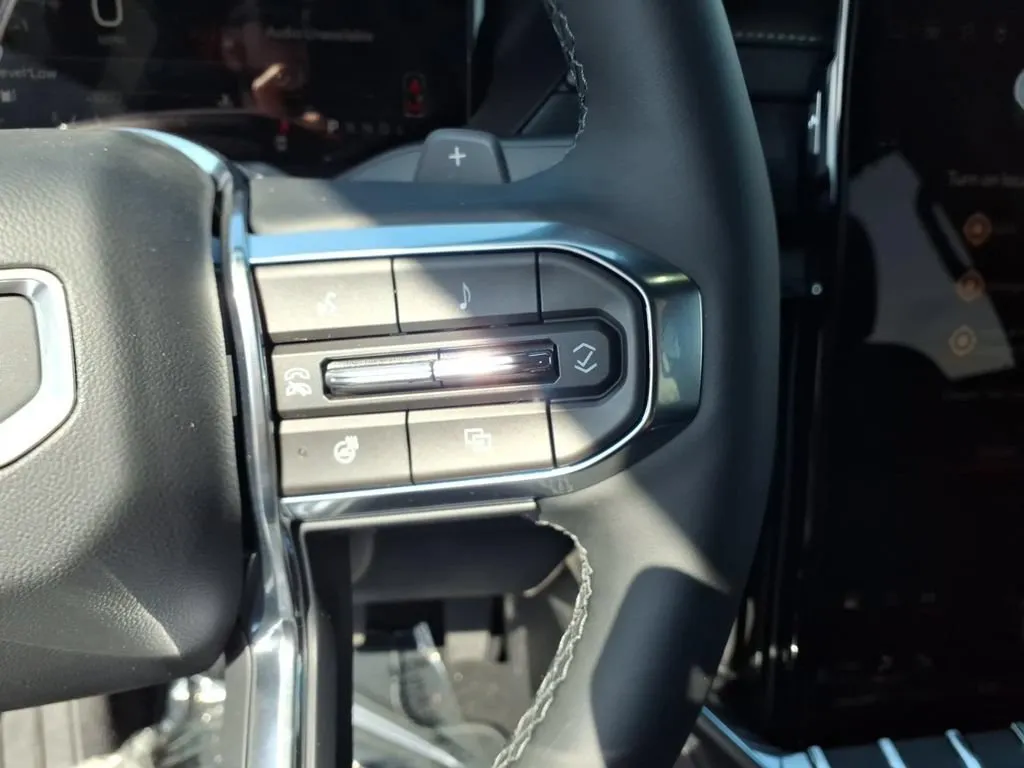 2026 GMC Acadia Elevation - Photo 11
