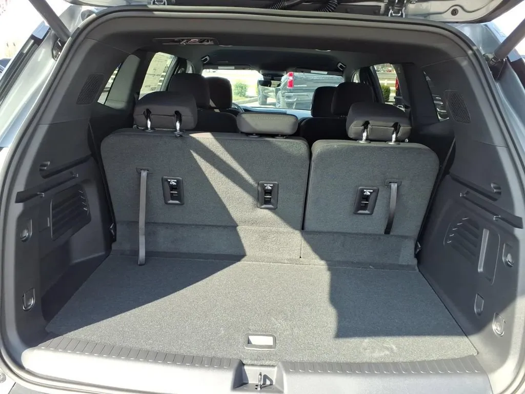 2026 GMC Acadia Elevation - Photo 18