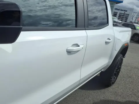 More photos of 2026 GMC Canyon Elevation at Pogue Chevrolet, INC., KY