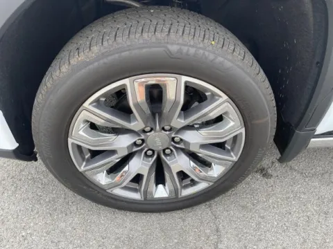 More photos of 2026 GMC Sierra 1500 Denali at Pogue Chevrolet, INC., KY