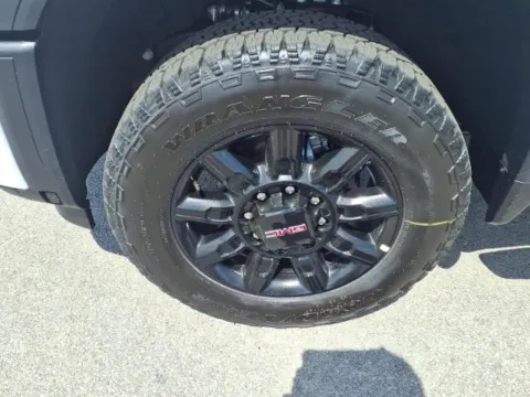 More photos of 2026 GMC Sierra 2500 HD AT4 at Pogue Chevrolet, INC., KY