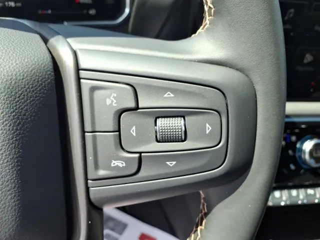 2026 GMC Sierra 2500HD AT4 - Photo 9