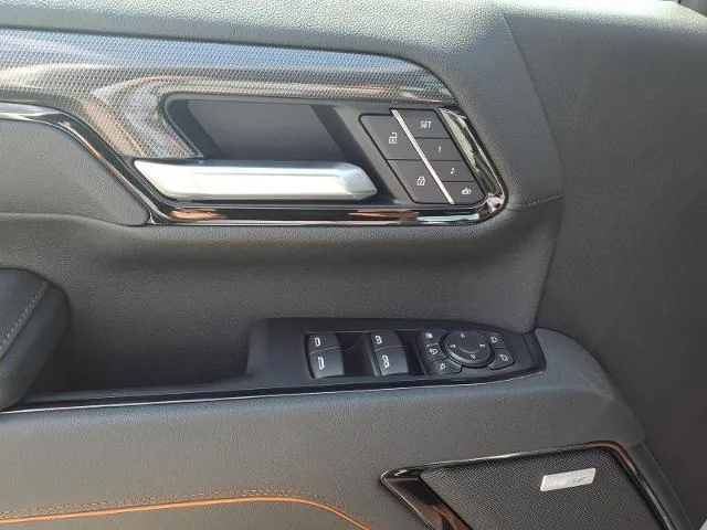 2026 GMC Sierra 2500HD AT4 - Photo 15