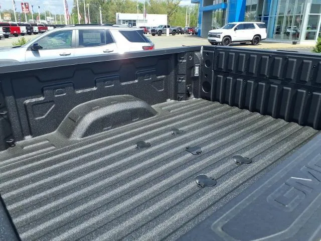 2026 GMC Sierra 2500HD AT4 - Photo 18