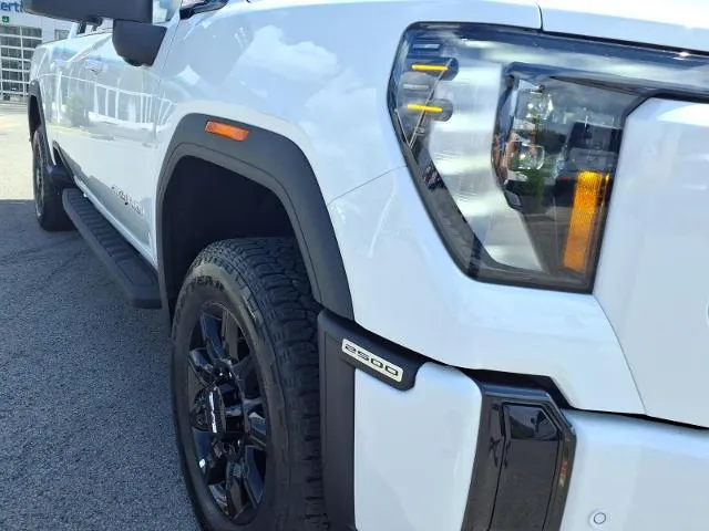 2026 GMC Sierra 2500HD AT4 - Photo 20