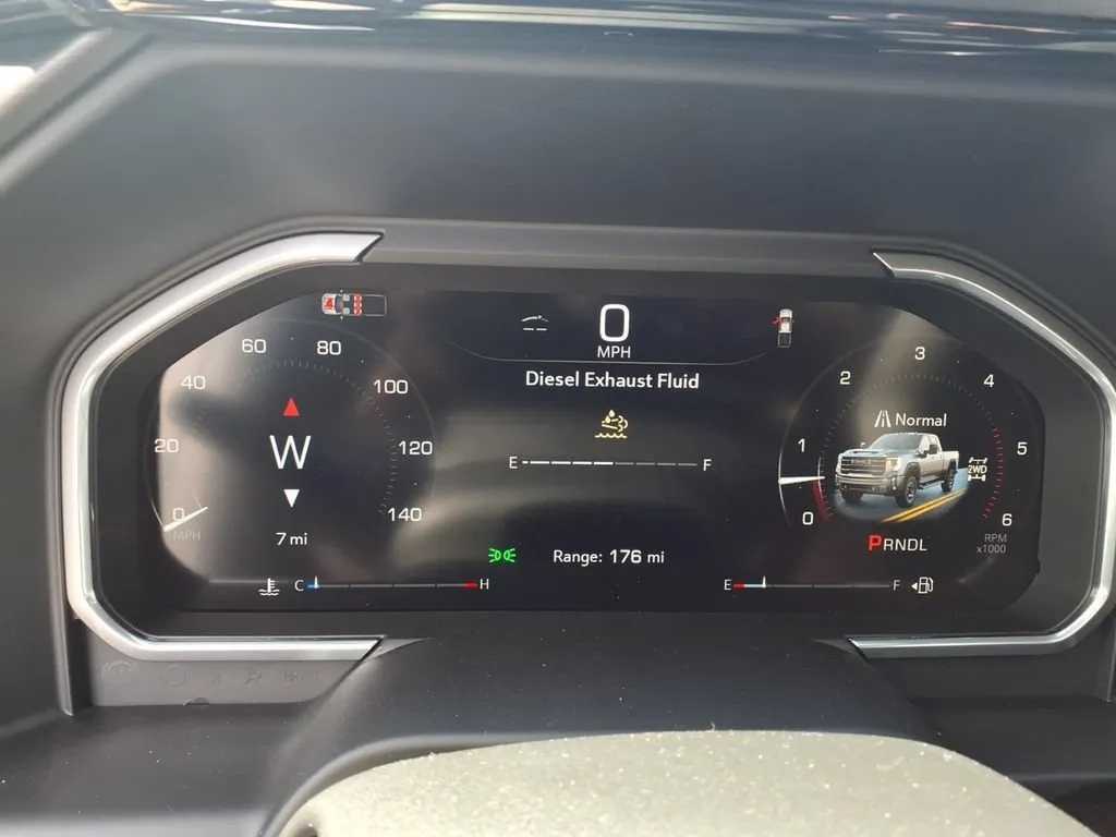 2026 GMC Sierra 2500HD AT4 - Photo 10