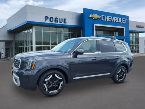 More photos of 2025 Kia Telluride S at Pogue Chevrolet, INC., KY