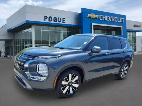 More photos of 2025 Mitsubishi Outlander SE at Pogue Chevrolet, INC., KY