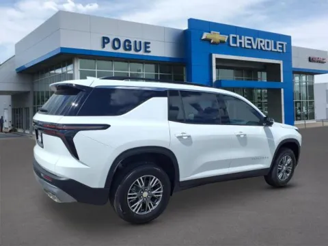 Photos of 2026 Chevrolet Traverse LT for sale in Powderly, KY at Pogue Chevrolet, INC.