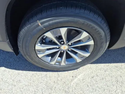 More photos of 2026 Chevrolet Equinox LT at Pogue Chevrolet, INC., KY