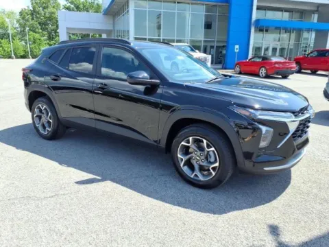 Black 2026 Chevrolet Trax LT for sale in Powderly, KY